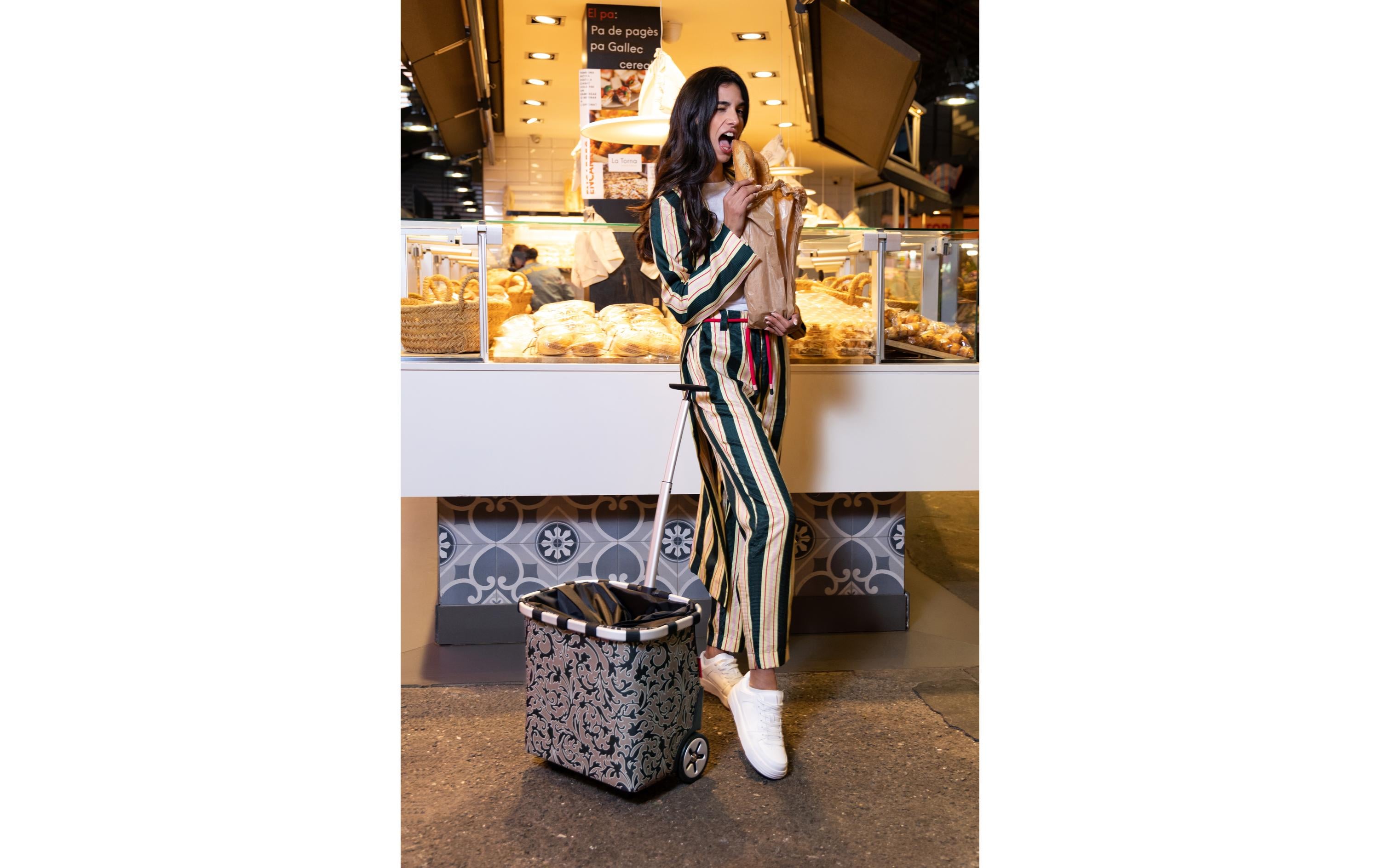 Kleid, Person, Formelle Kleidung, Schuh, Strandmode
