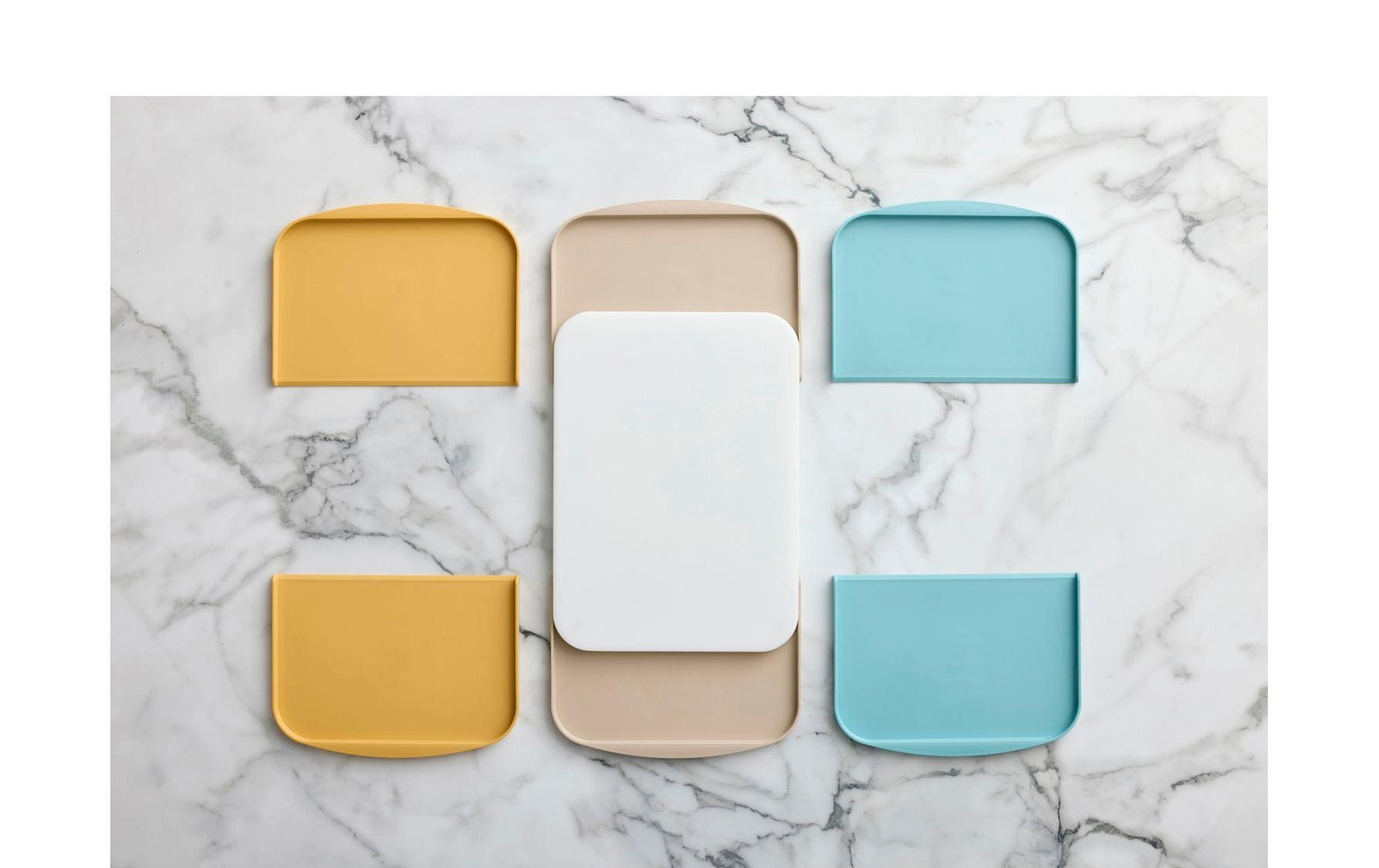 Servierplatten, bunte Ablageteller, abgerundete Kanten, Keramik?, Satz von Ablagetellern