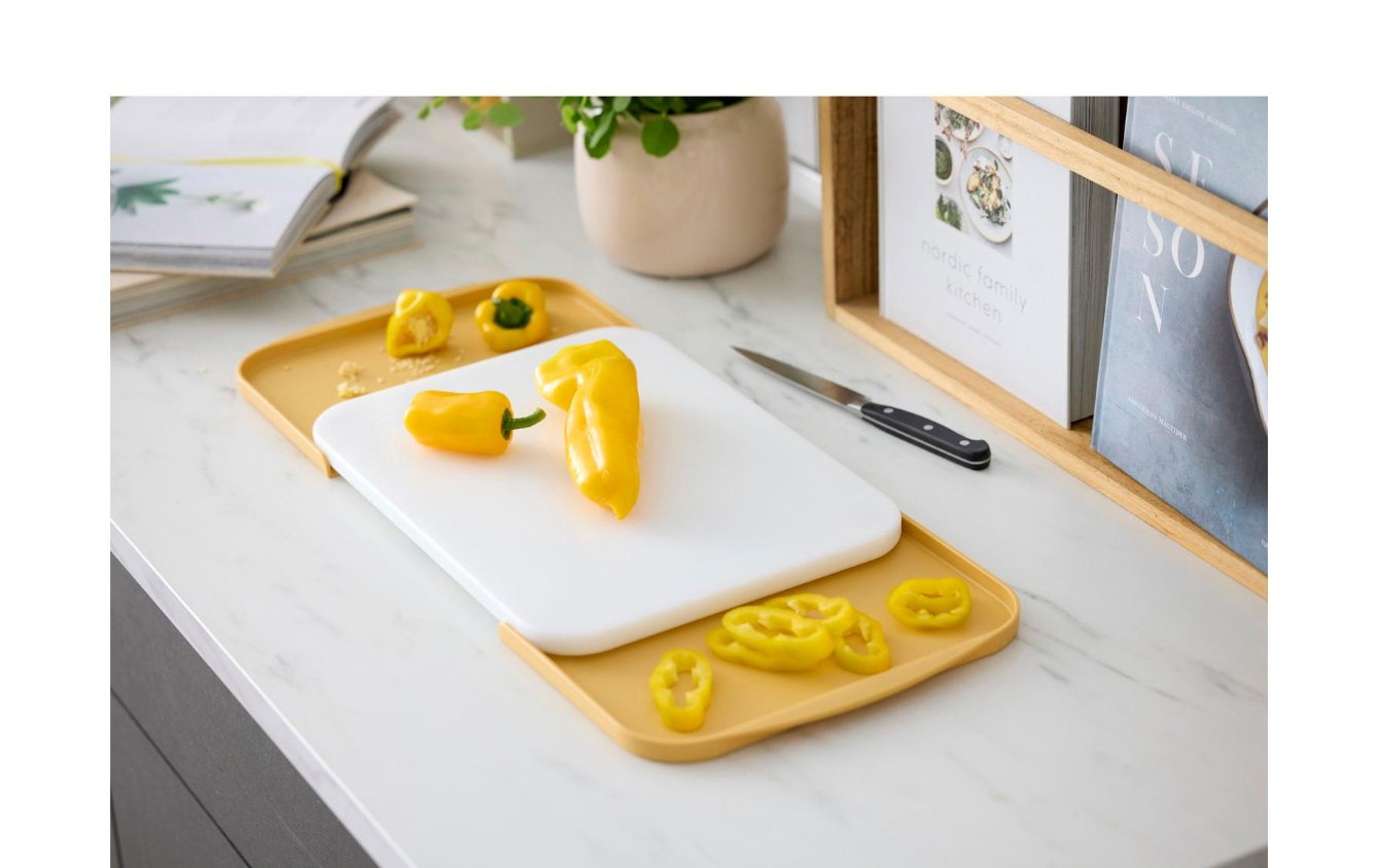 gelbe Paprika, Küchenwerkzeug, Schneidebrett, Küchenmesser, Kochelemente
