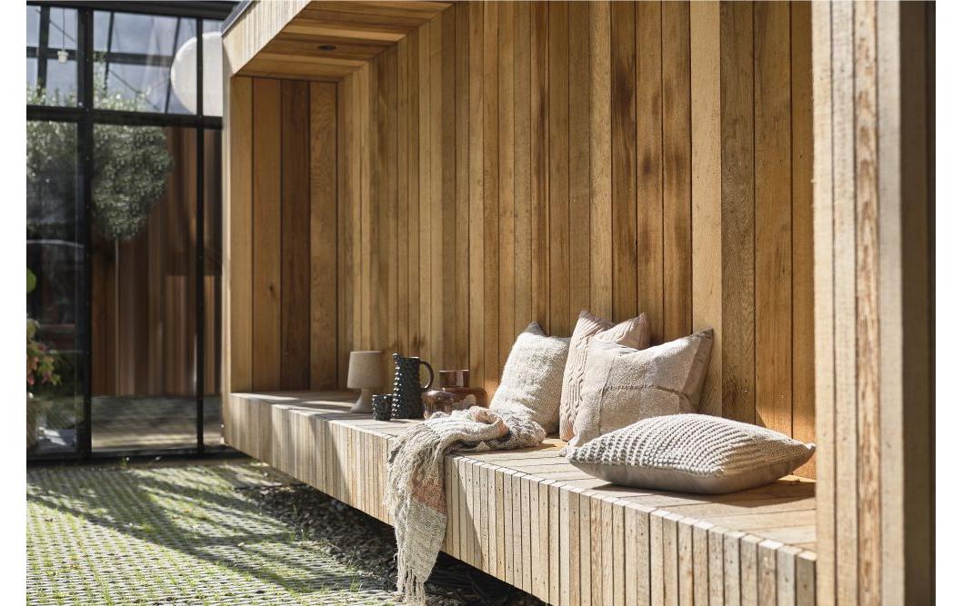 Drinnen, Innenarchitektur, Paneele aus Holz, Holz, Gebeiztes Holz
