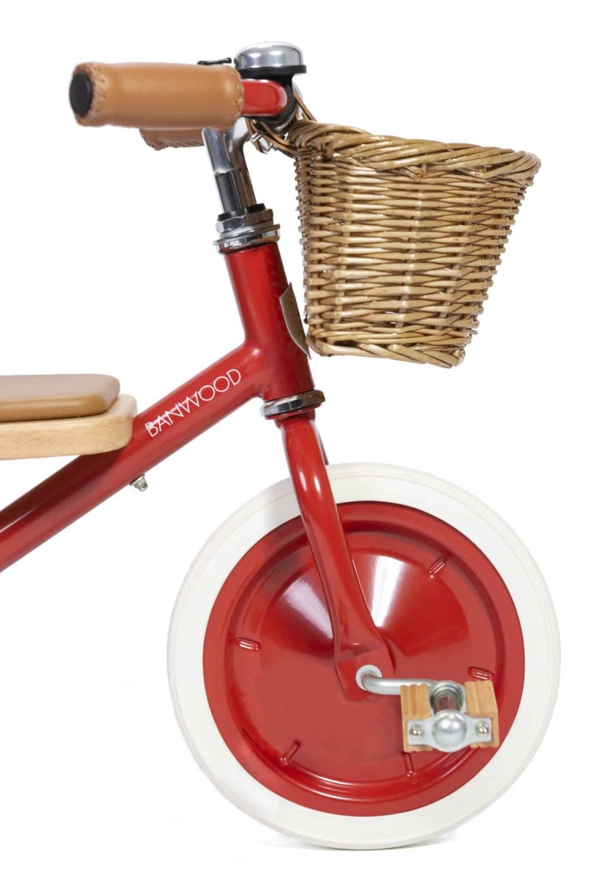 Kinderfahrrad, Waldkorb, Rotes Fahrrad, Vorderrad, Gehäuse-Spinner?