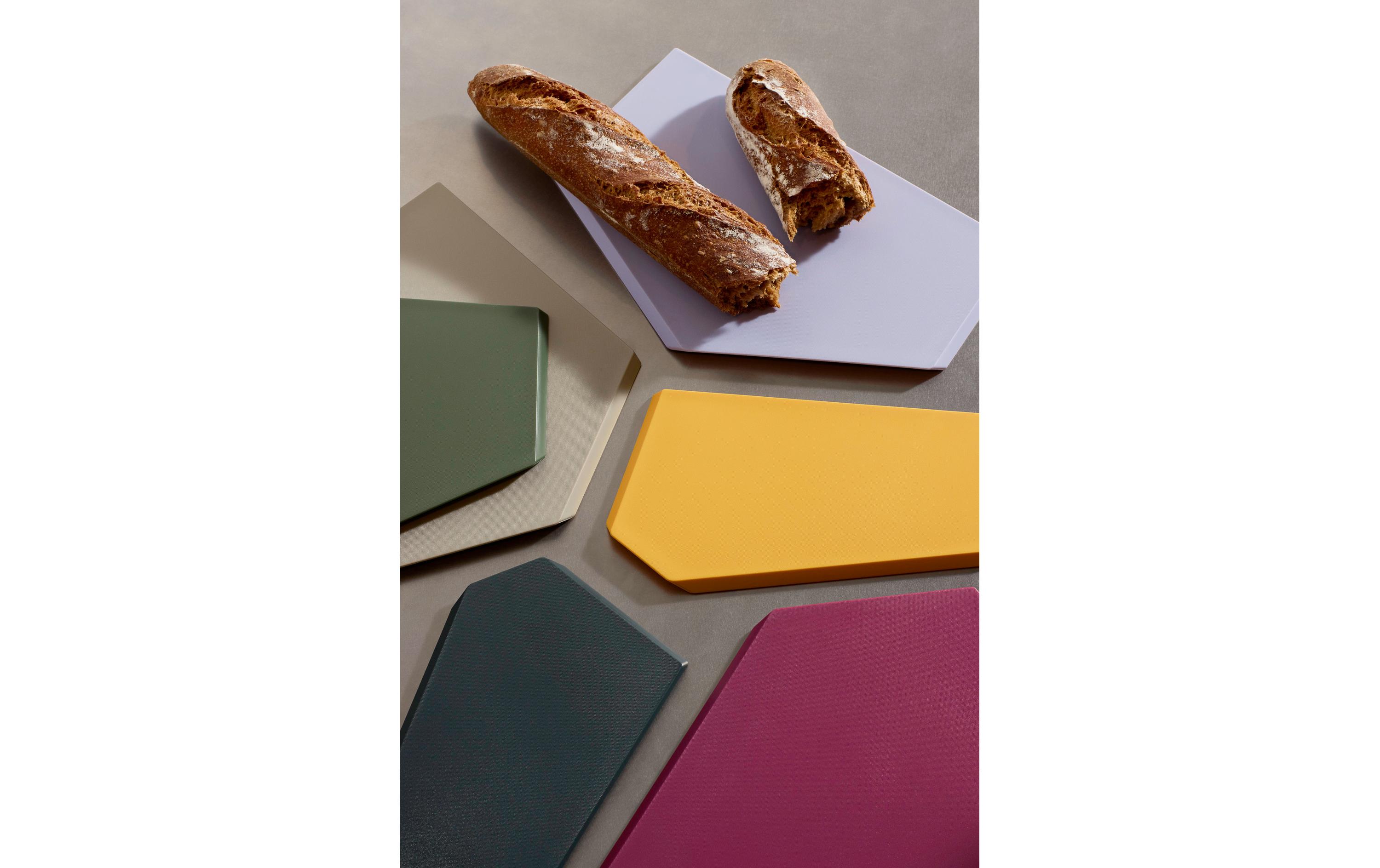 CrushGrind Schneidebrett ZURICH L, Beetroot Brot, Essen, Brot, Essen