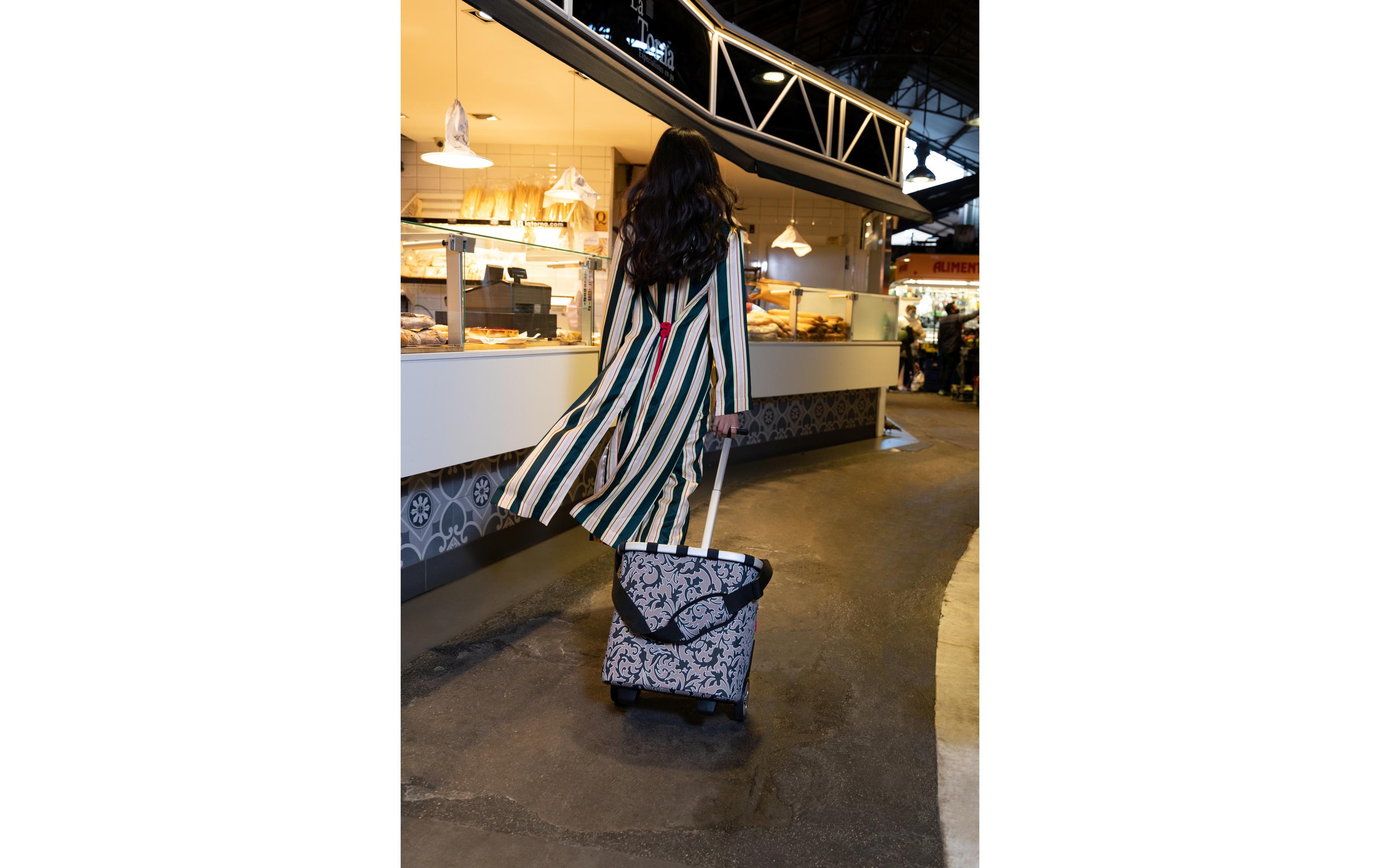 Drinnen, Innenarchitektur, Tasche, Handtasche, Person