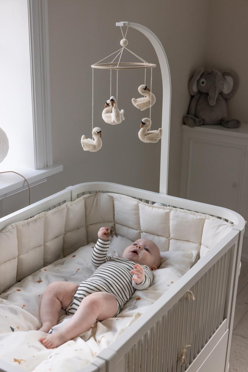 Krippe, Mobiliar, Bett für Säuglinge, Baby, Person