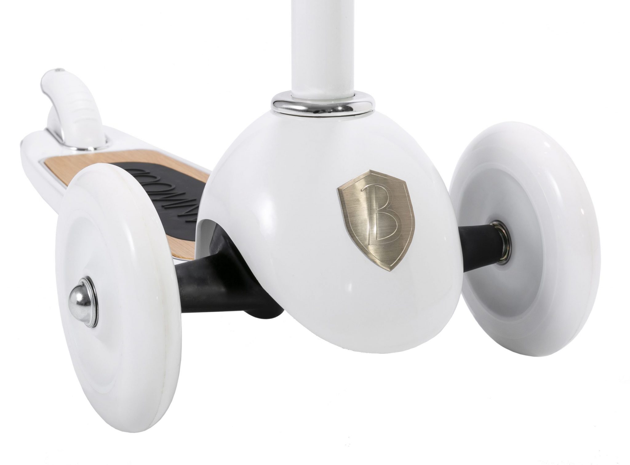 Scooter White Scooter White