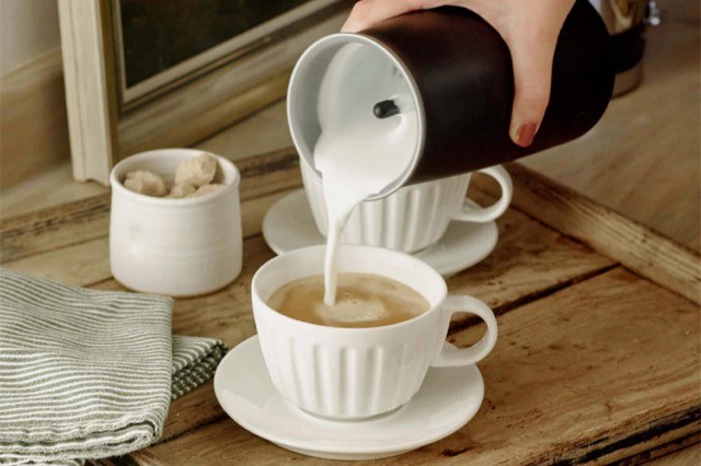 Kochen, Essen, Essen einschenken, Kaffee, Kaffeetasse