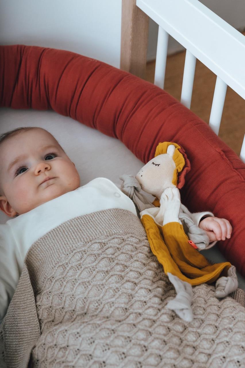Kinderwagenschlange Muslin, Rot