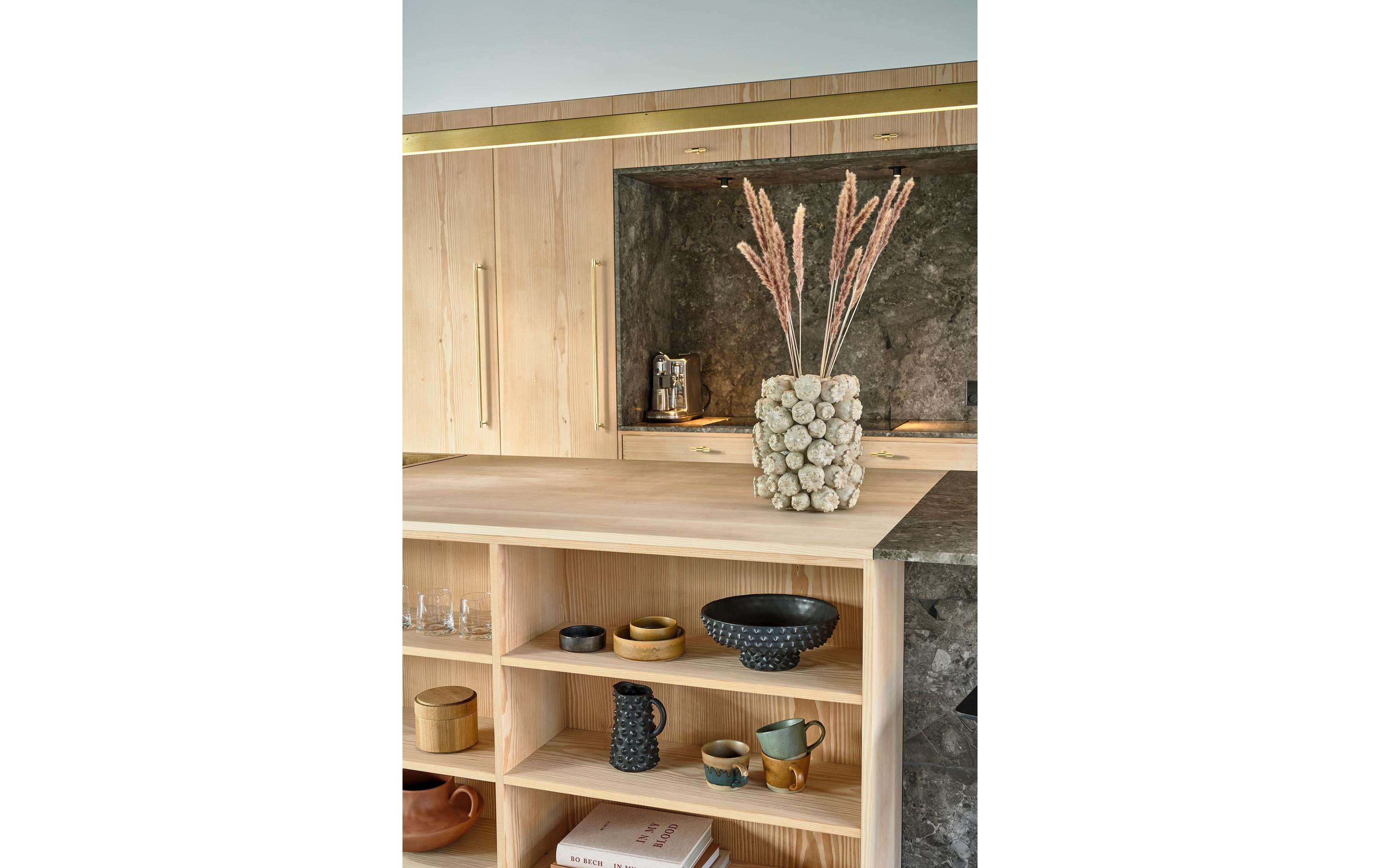 Drinnen, Innenarchitektur, Paneele aus Holz, Anrichte, Holz