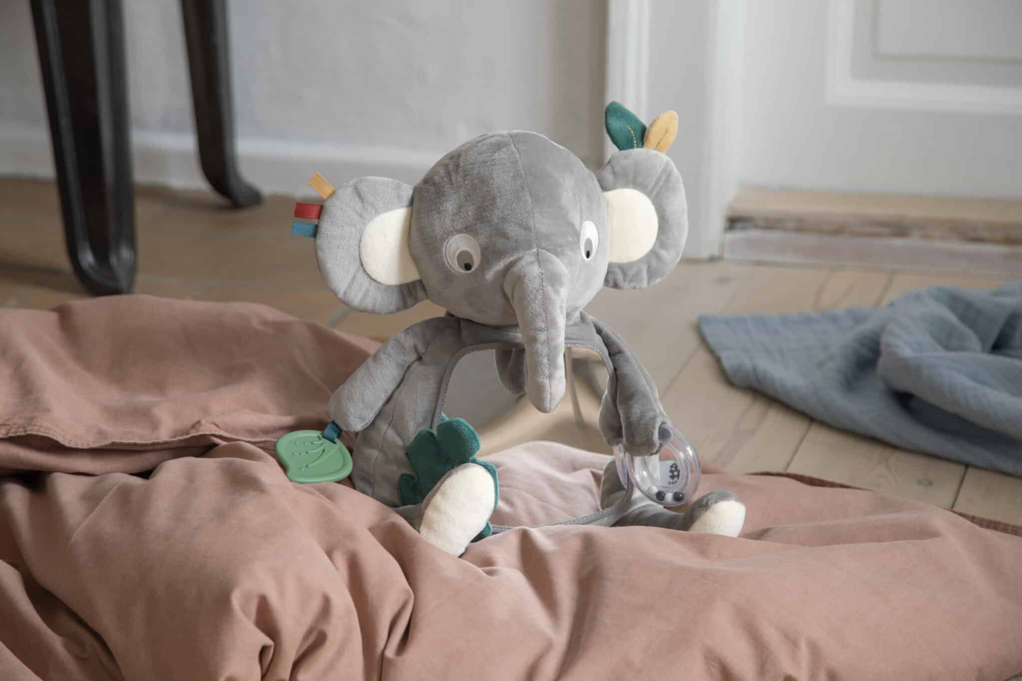Aktivitätsspielzeug, Finley der Elefant