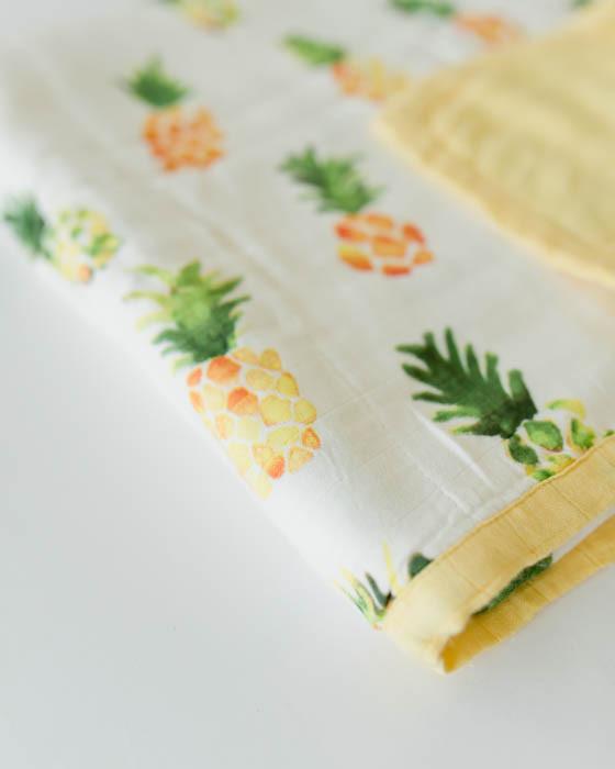 Deluxe Muslin Quilt - Pineapple Deluxe Muslin Quilt - Pineapple