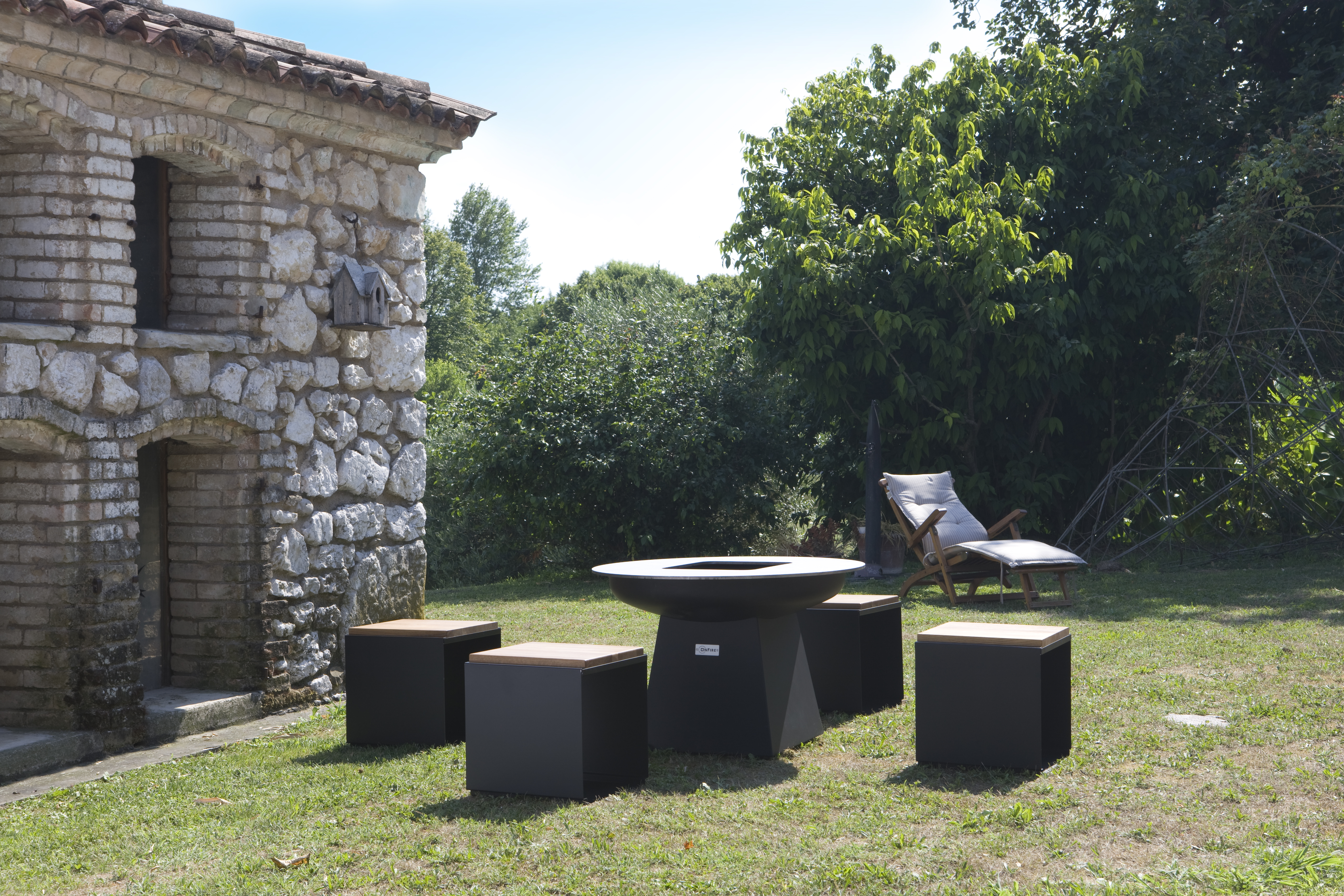 OnFire BBQ 95x86 cm schwarz pulverbeschichtet